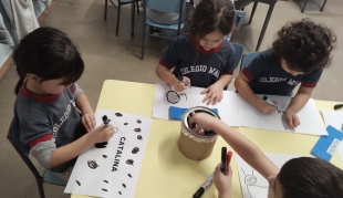 Escritura e identidad en Inicial